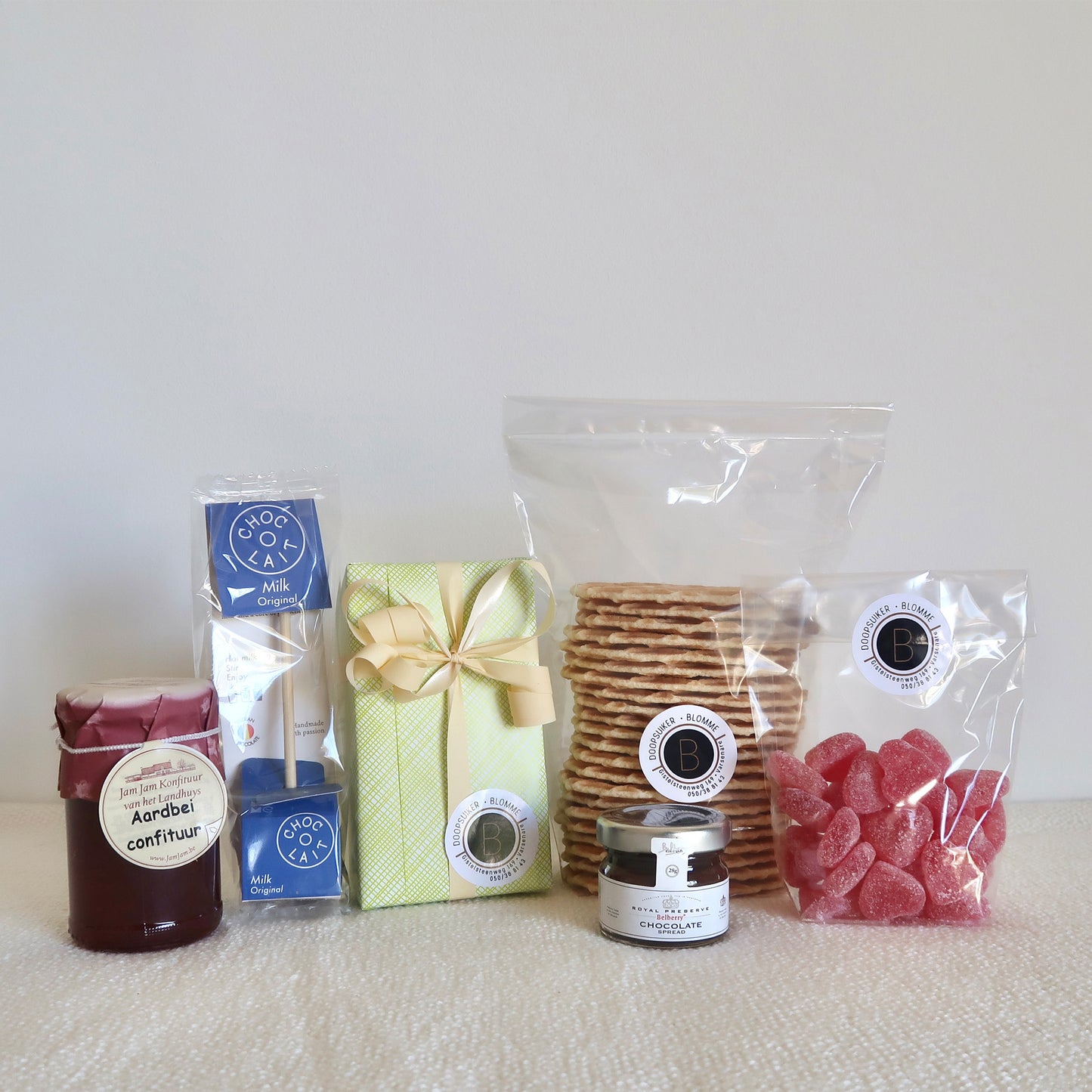 Geschenkbox met lekkernijen (medium)